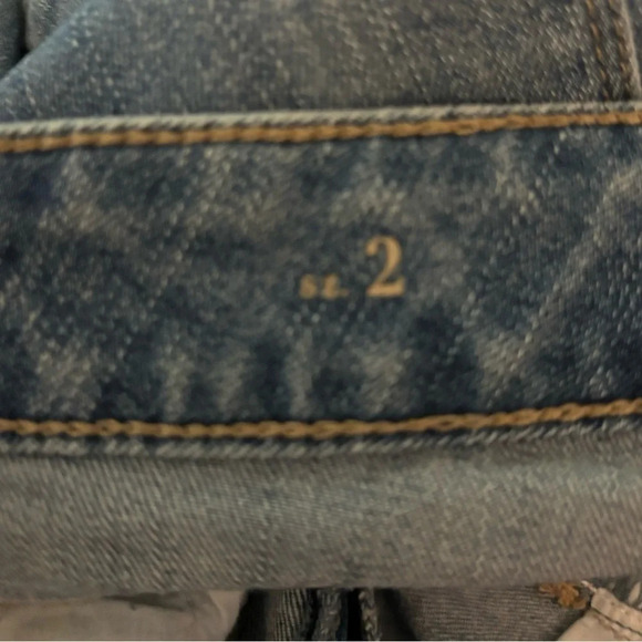 White House Black Market Jeans The Slim Crop Size 2 Embroidered Floral, Cuffed - Picture 9 of 10